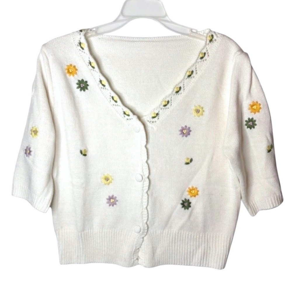 Embroidered Coquette Grandmacore Handmade Floral Cardigan Sweater Womens M Cream